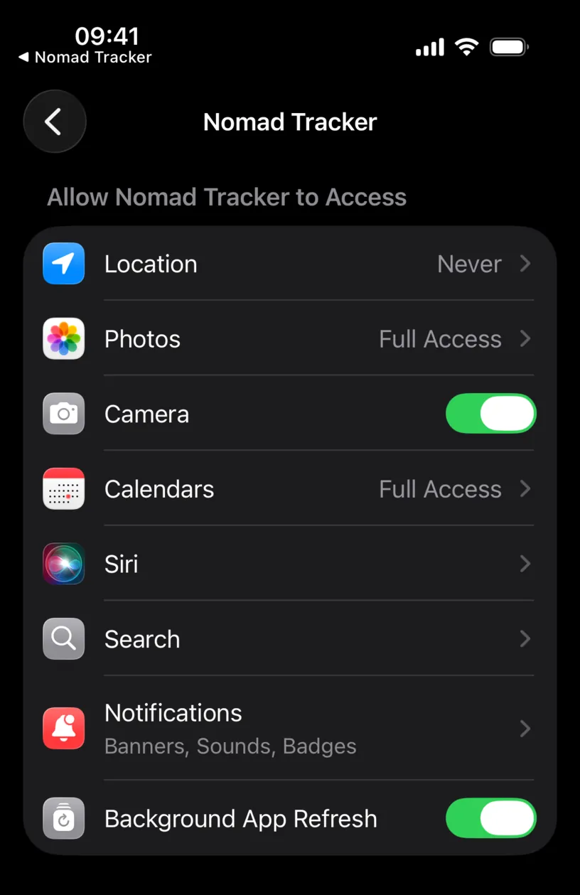 The Nomad Tracker page in iOS Settings, with a Notifications row reading Banners, Sounds, Badges